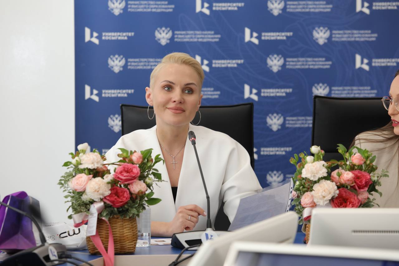 olesya-reveko.jpg